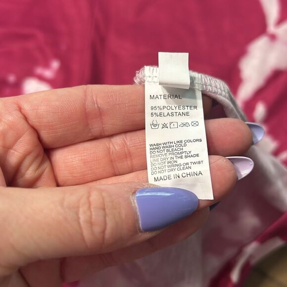 Jumper Women’s Medium - Picture 5 of 9